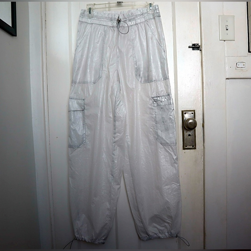 WHITE/SILVER CARGO PANTS- SIZE M